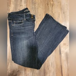 American Eagle flares size 8 short